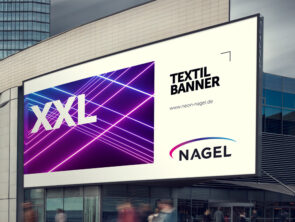 Neon-Nagel entwickelt, fertigt und montiert Outdoor Textilbanner in XXL Format