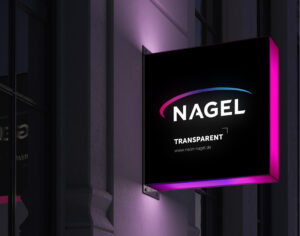 Neon-Nagel fertigt und montiert für Unternehmen Leuchtkasten in verschiedenen Bauformen